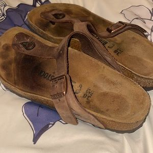 Birkenstock’s barely worn